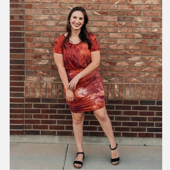 ninexis Dresses & Skirts - Red Tie-Dye One Shoulder Ruched Dress